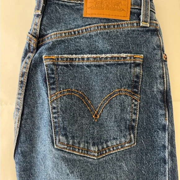 Levi's Ribcage Straight - Picture 4 of 5